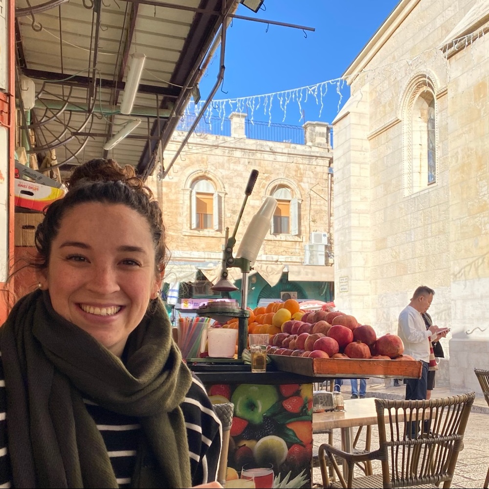 Meet your Posher, Becca